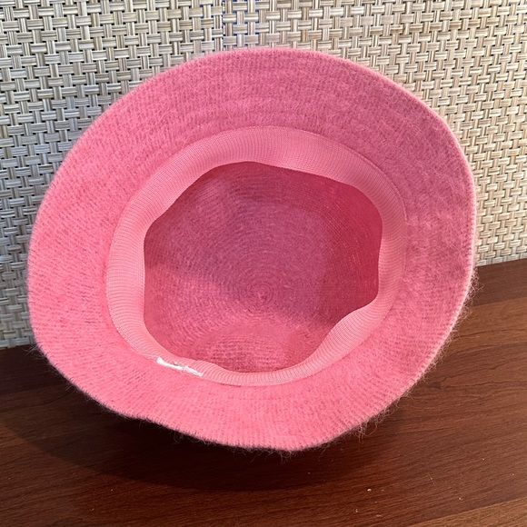 🌟HP🌟VTG 2000s Pink Angora Cloche/Bucket Hat by David and Young - Picture 7 of 8